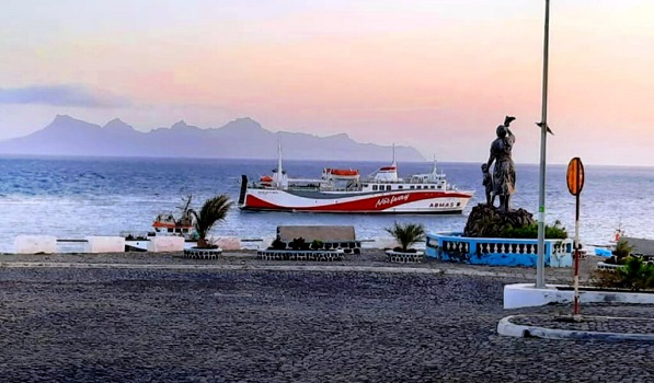 2-ferry-by-sea-cabo-verde.jpg