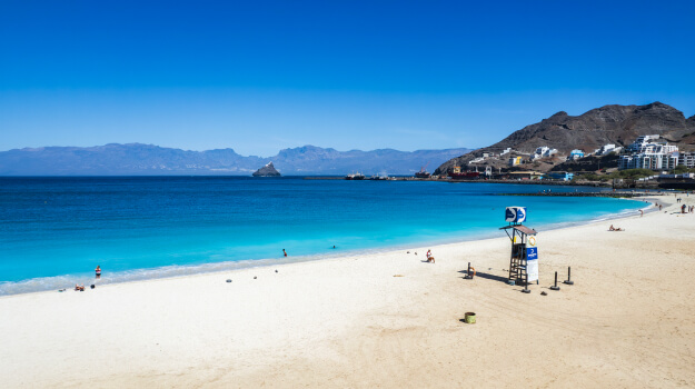 4-Praia da Laginha, Ilha de São Vicente_Laginha beach, São Vicente Island.jpg