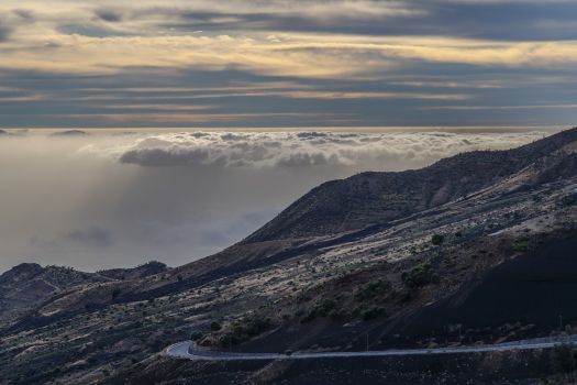 encosta do vulcão do fogo, na ilha do fogo, em cabo verde