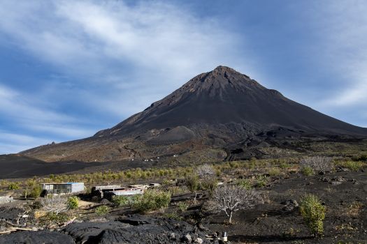 cabo-verde-entre-lava-e-vinhas-uma-aventura-de-3-dias-na-ilha-do-fogo-014.jpg