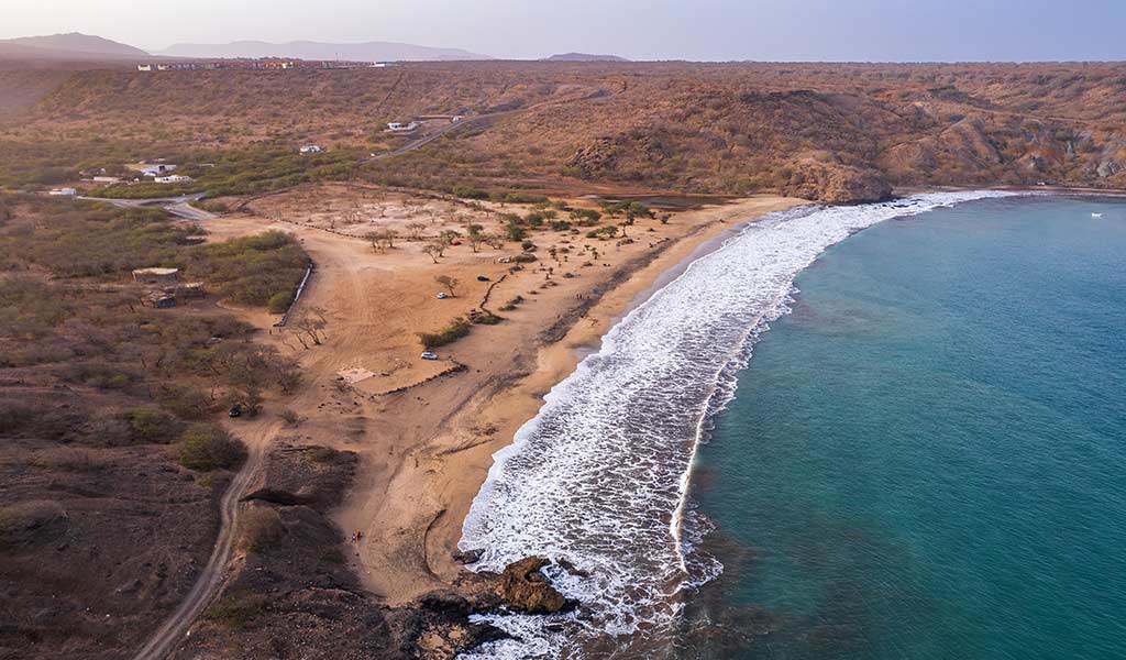 praia-sao-francisco-santiago-cabo-verde.jpg