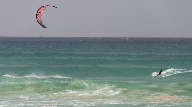 surf-windsurf-kitesurf-em-cabo-verde-1.jpg